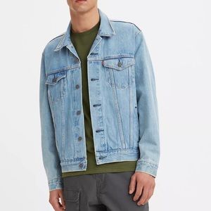 Levi's Men's The Trucker Mugito Stone Wash Denim Jacket